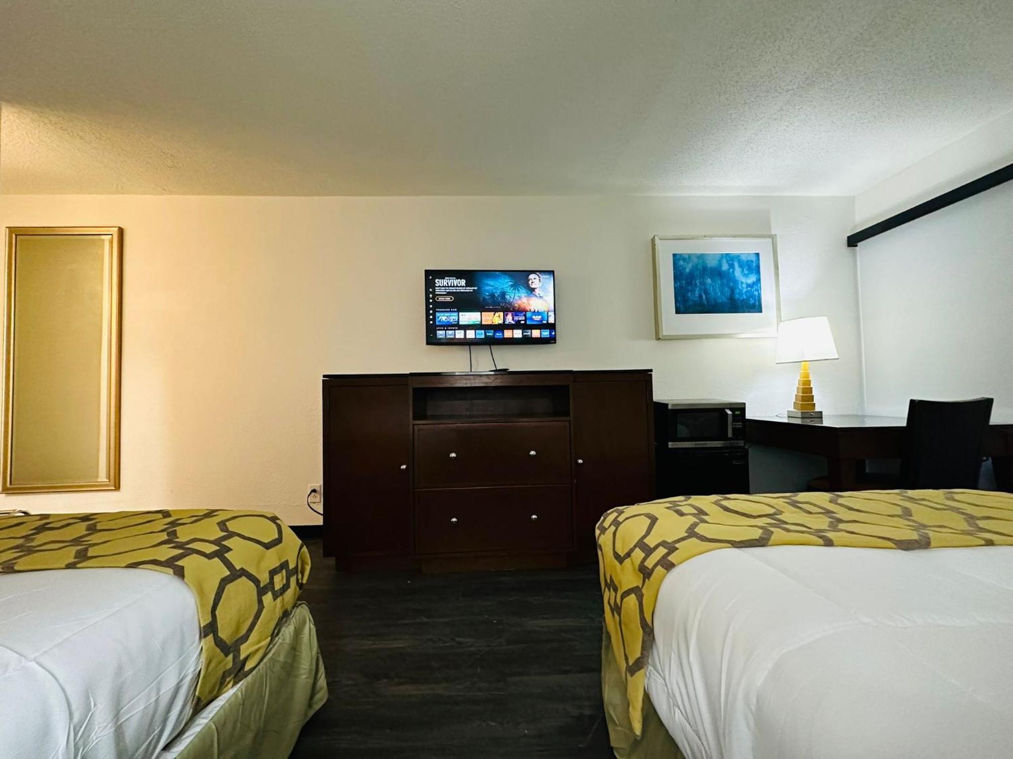 Baymont Inn And Suites By Wyndham Columbus / Near Osu Extérieur photo