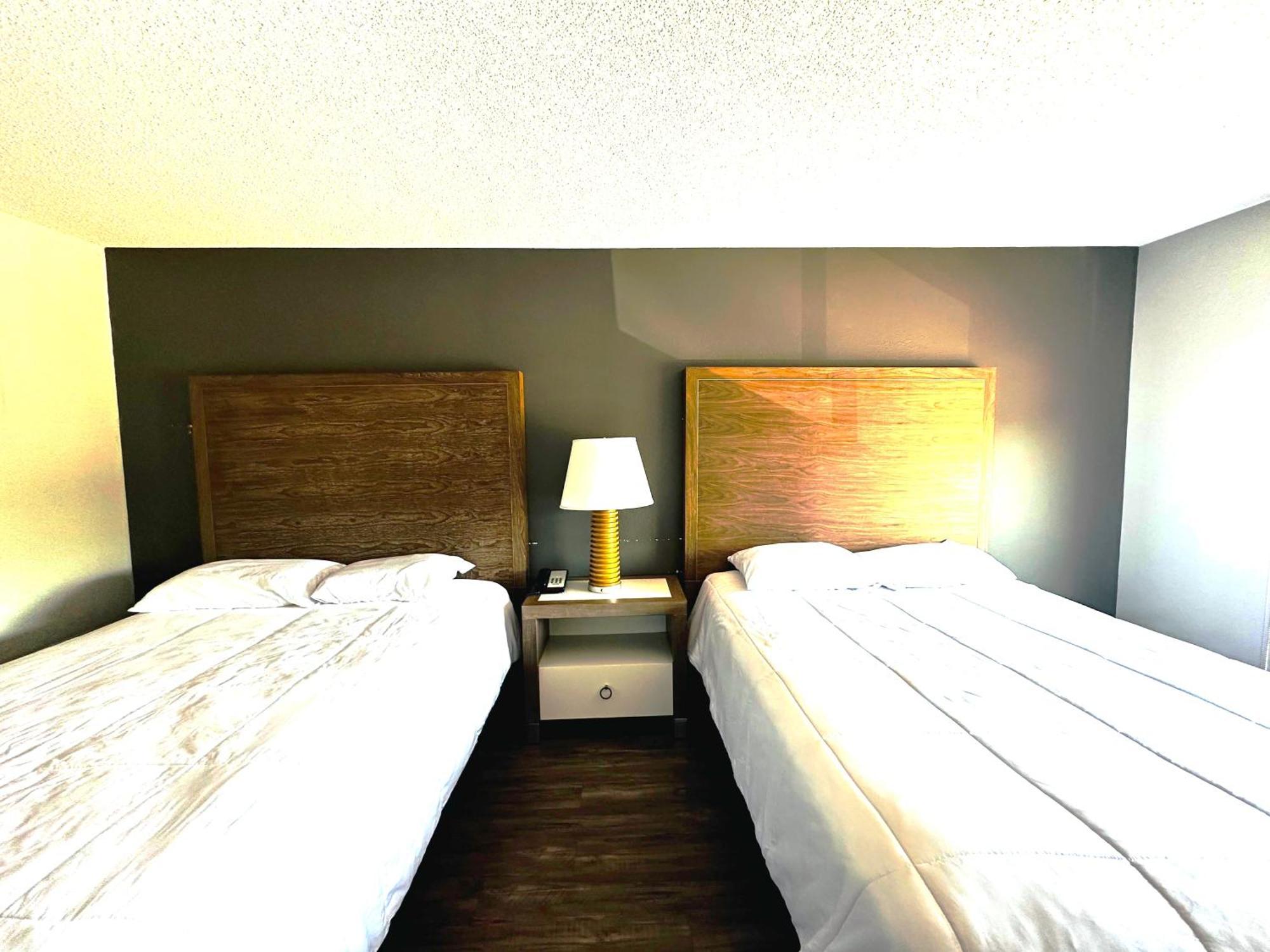 Baymont Inn And Suites By Wyndham Columbus / Near Osu Extérieur photo