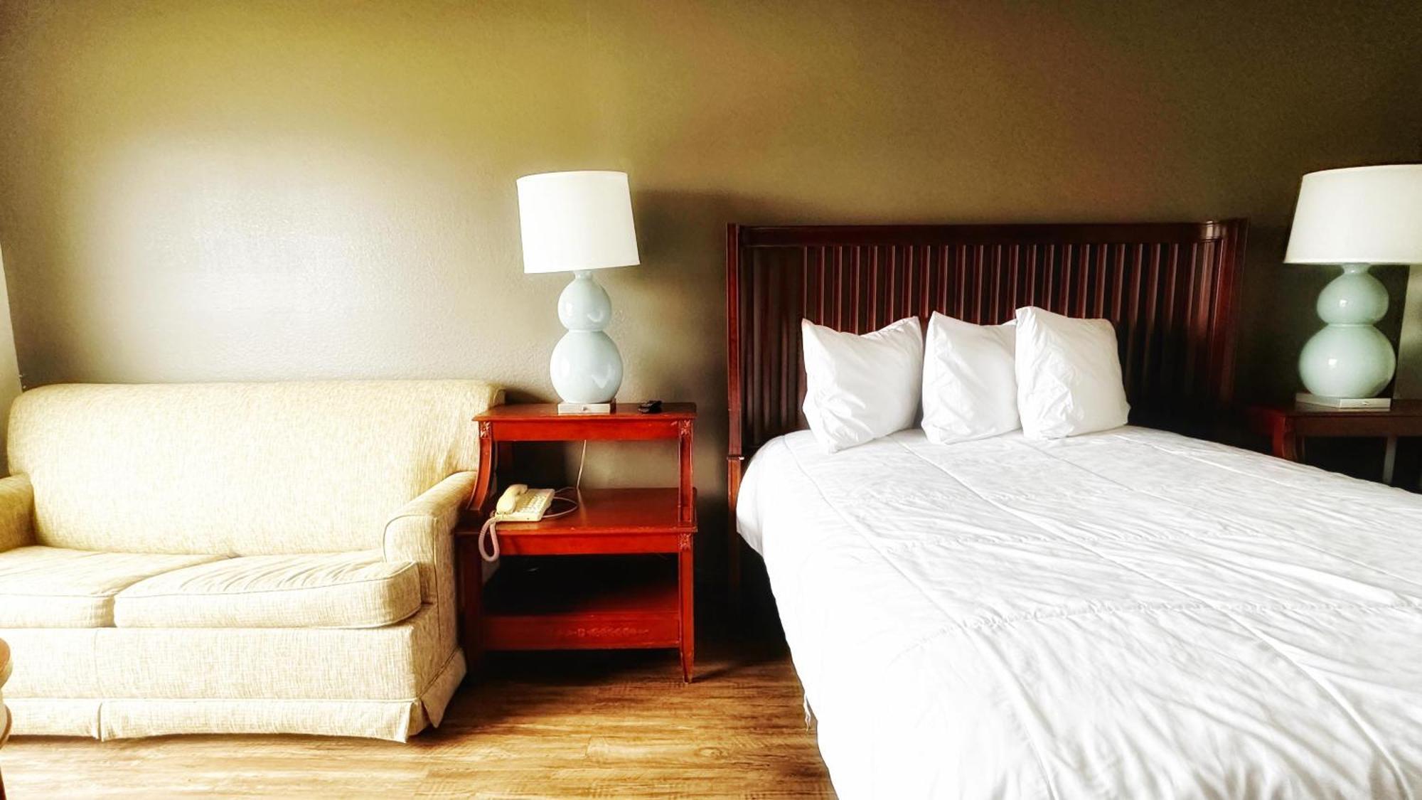 Baymont Inn And Suites By Wyndham Columbus / Near Osu Extérieur photo
