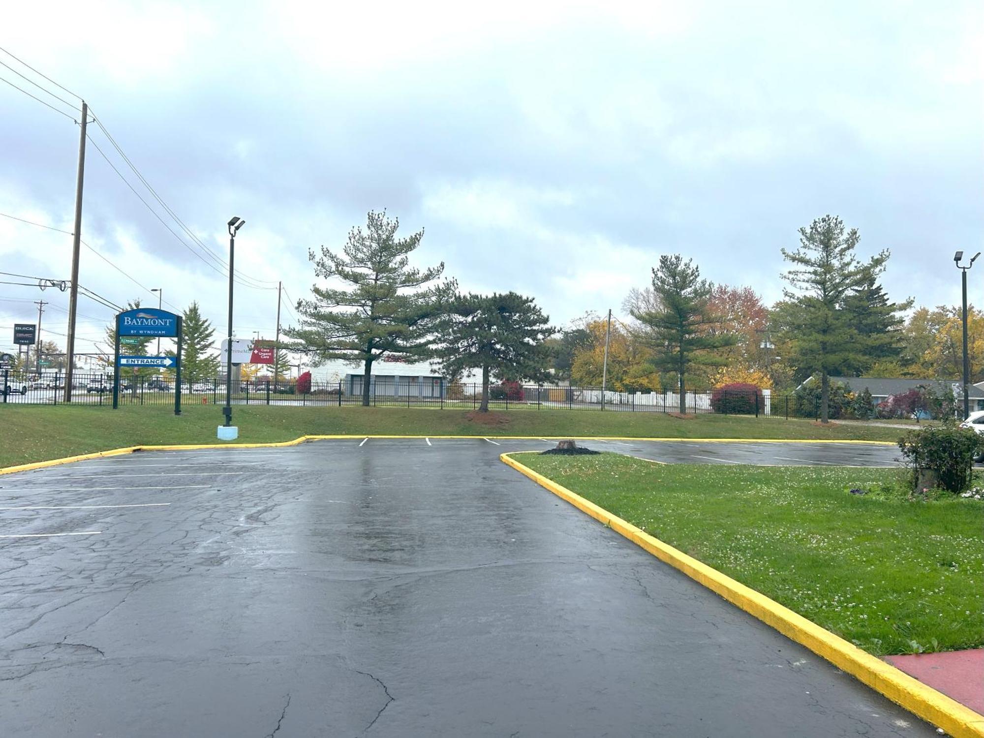 Baymont Inn And Suites By Wyndham Columbus / Near Osu Extérieur photo