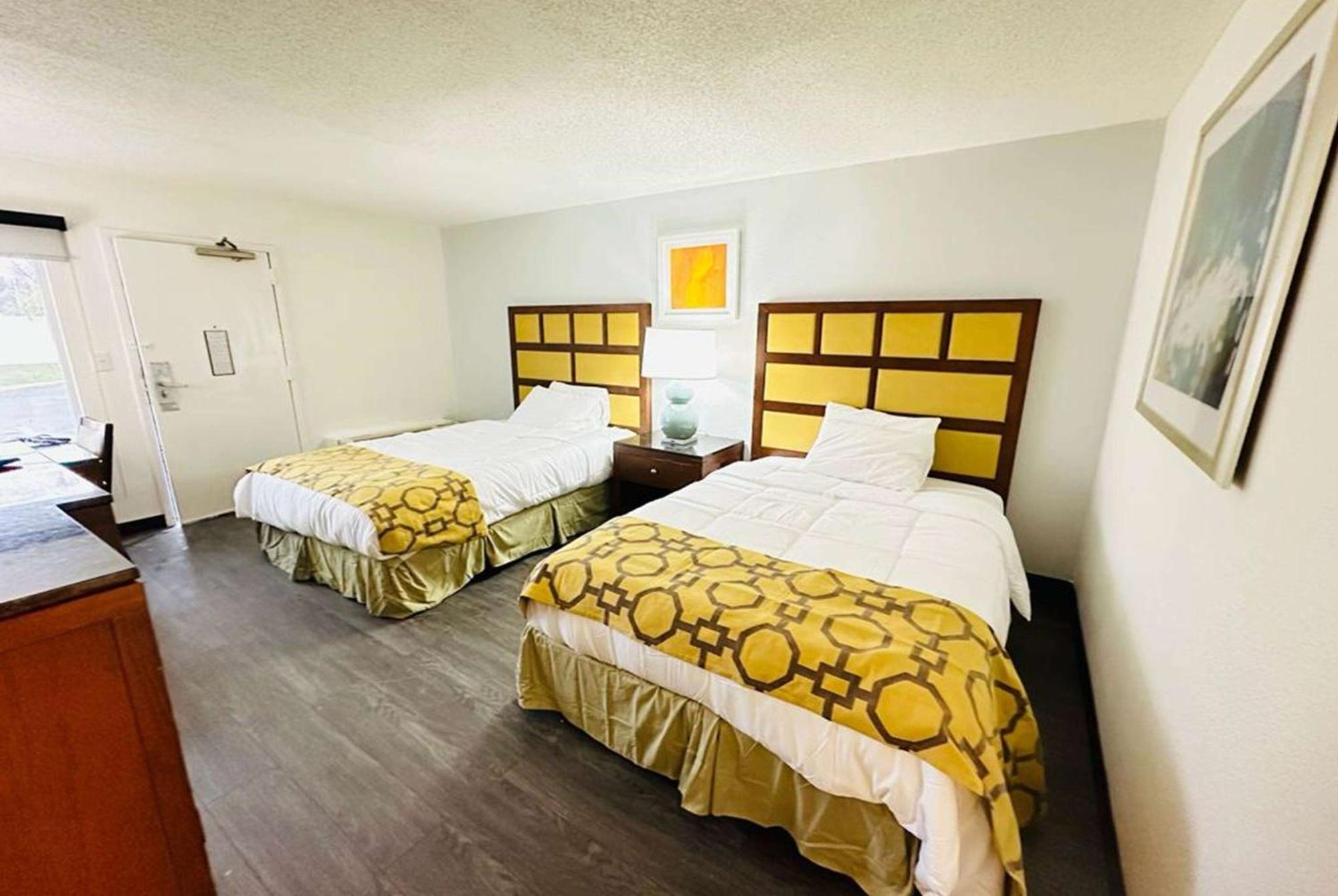 Baymont Inn And Suites By Wyndham Columbus / Near Osu Extérieur photo